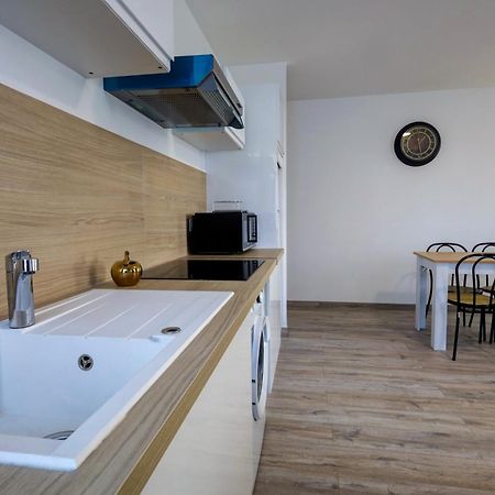 Apartamento Le Westy 1 Hieres-Sur-Amby Exterior foto